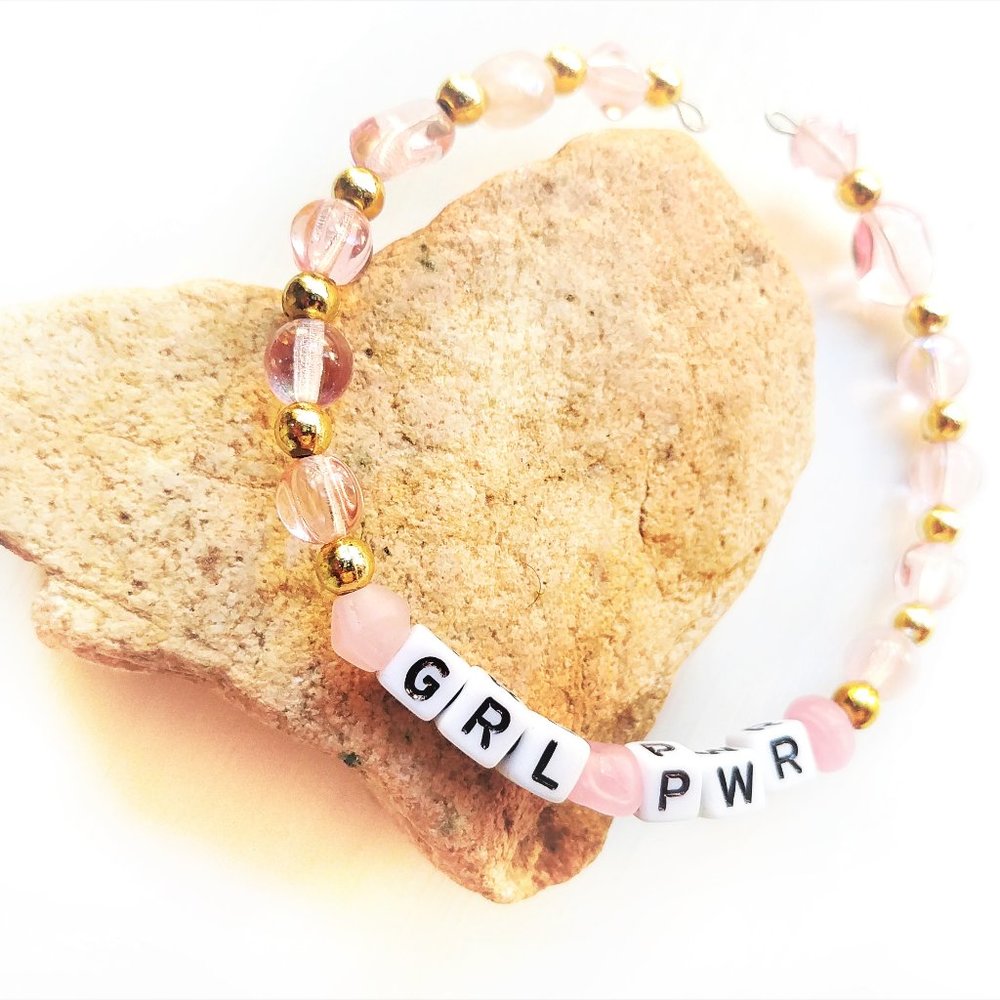 VSCO Girl Inspired Pink Beaded Bracelet - GRL PWR